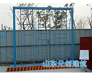 爬梯對(duì)比體驗(yàn)